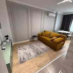 Ramina Apartment *